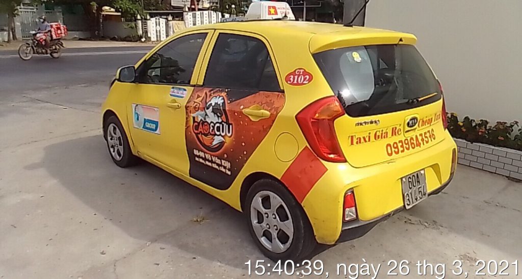 Quảng cáo xe taxi